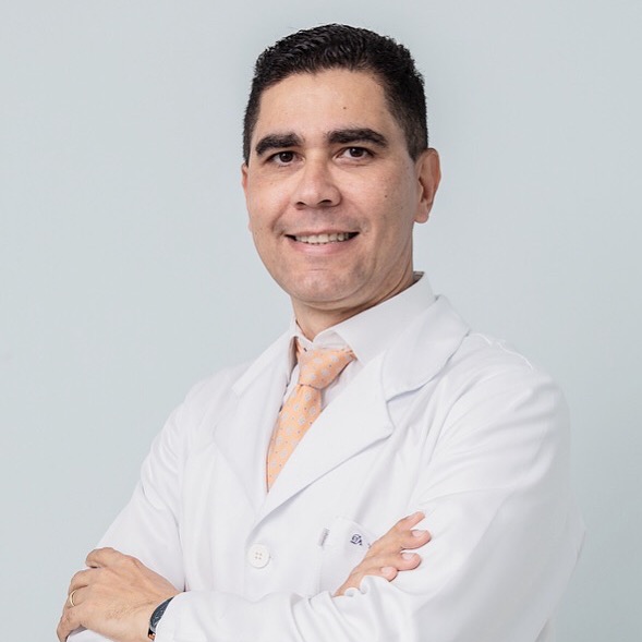 Dr. Eudo Mendona