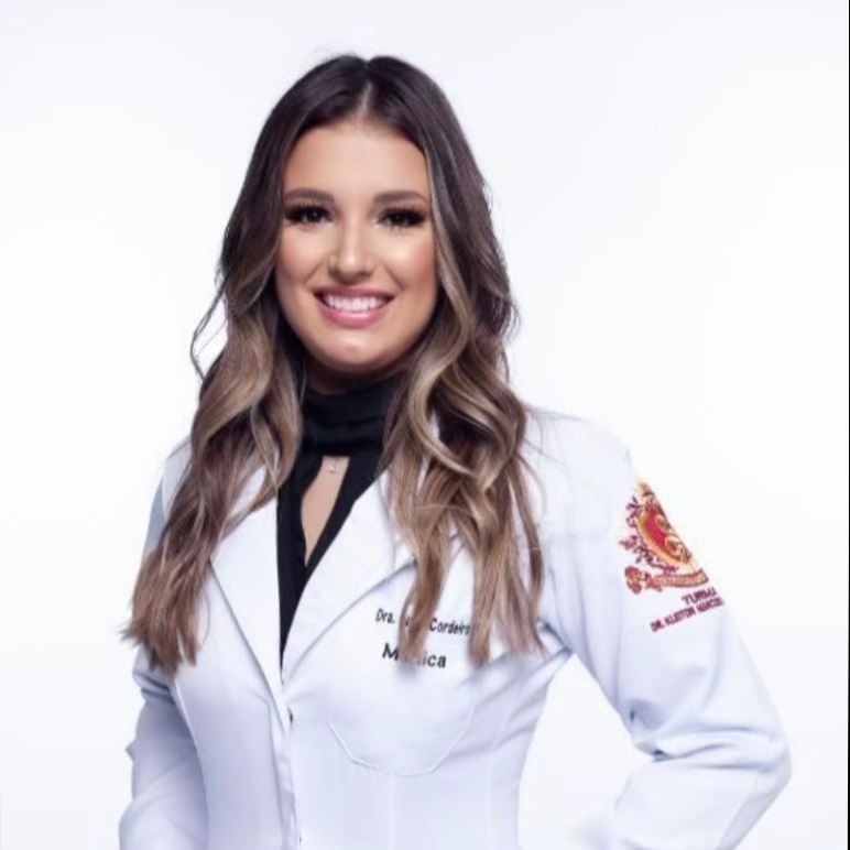 Julia Cordeiro