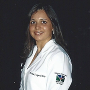 Ariane Silveira Lopes
