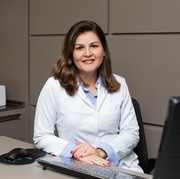 Gisele Feitosa Zuvanov Casado