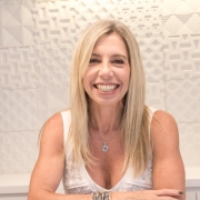 Mônica Prado de Andrade Young Mônica Prado de Andrade Young