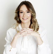 Anna Lívia Lucena Anna Lívia Lucena