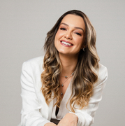 Olivia Zacas Olivia Zacas