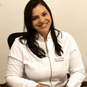 Laís Cole Laís Cole