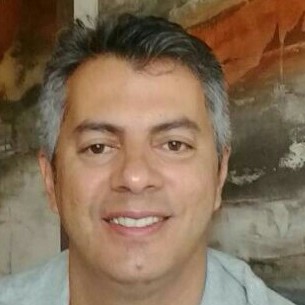 Dr. Abrao Azevedo Santos