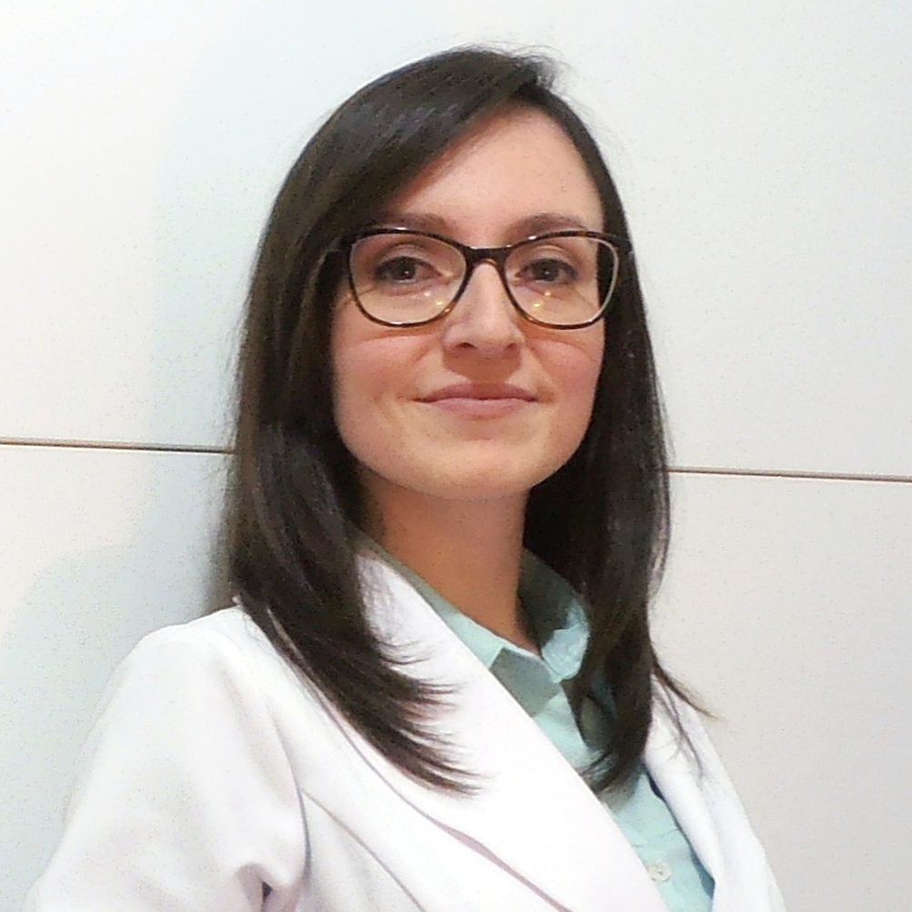Bibiana Mello de Oliveira Bibiana Mello de Oliveira