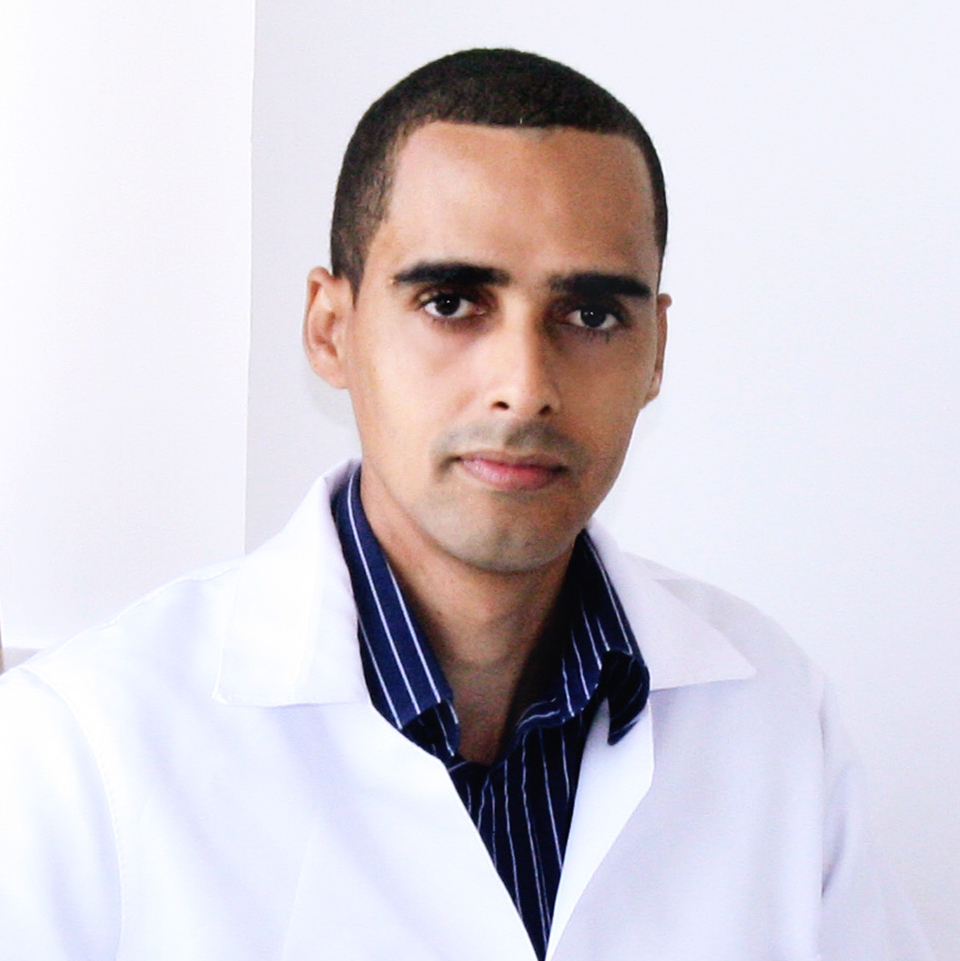 Dr. Cleber Santos de Santana