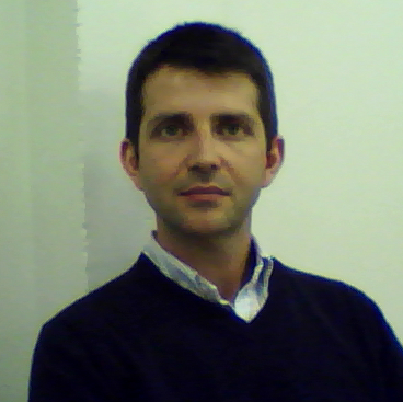 Dr. Daniel Brito de Araujo