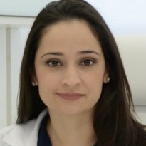 Drª. Karine Helena Bcoli