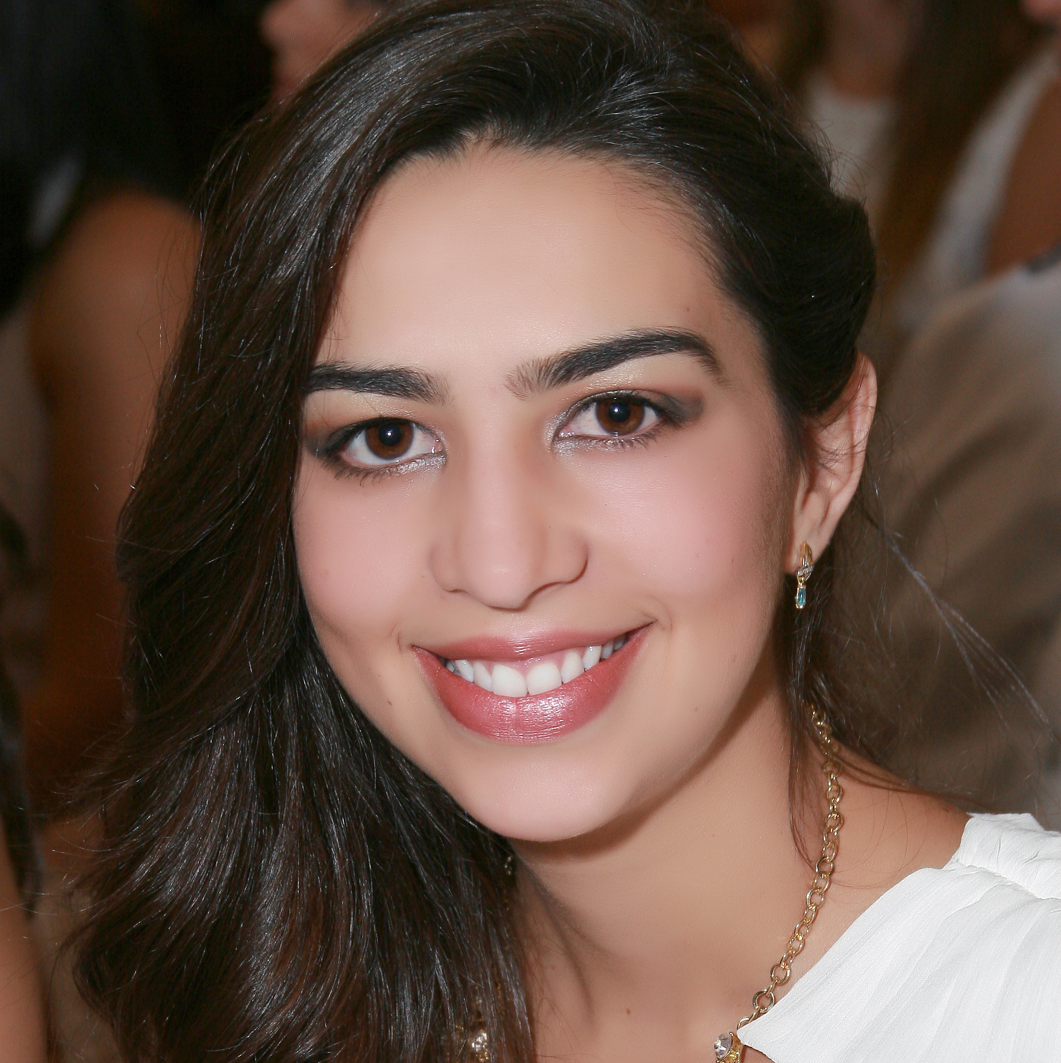 Mara Lucia Alvarenga Torres Sanches Mara Lucia Alvarenga Torres Sanches