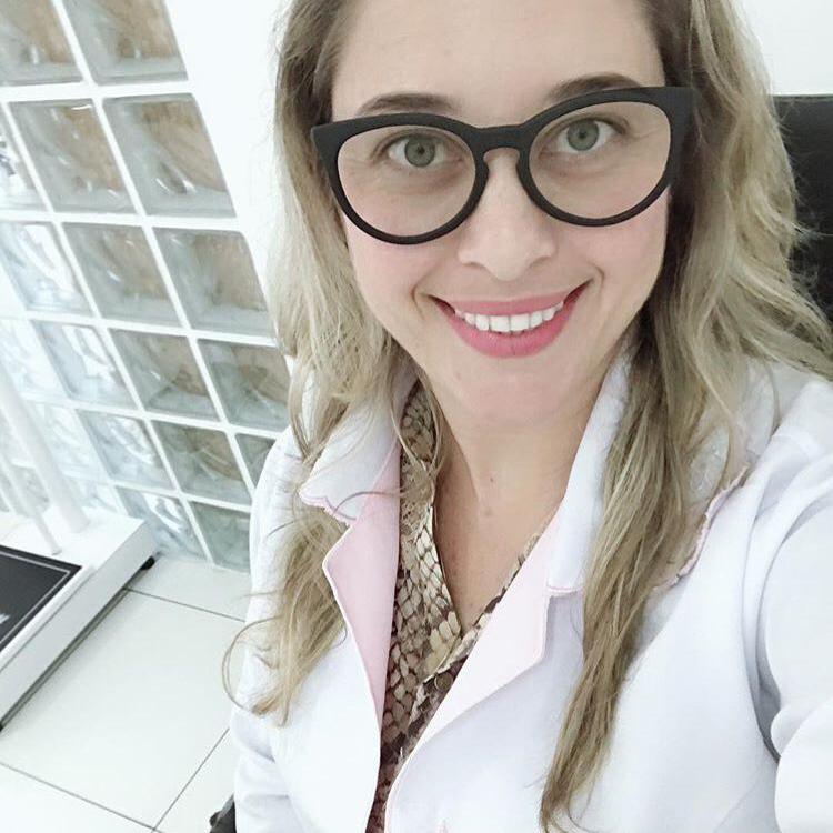 Marcela de Souza Meohas Marcela de Souza Meohas