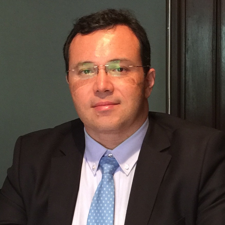 Márcio O. Lucas Márcio O. Lucas