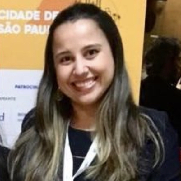 Naira Juliana Santos Gomes Naira Juliana Santos Gomes
