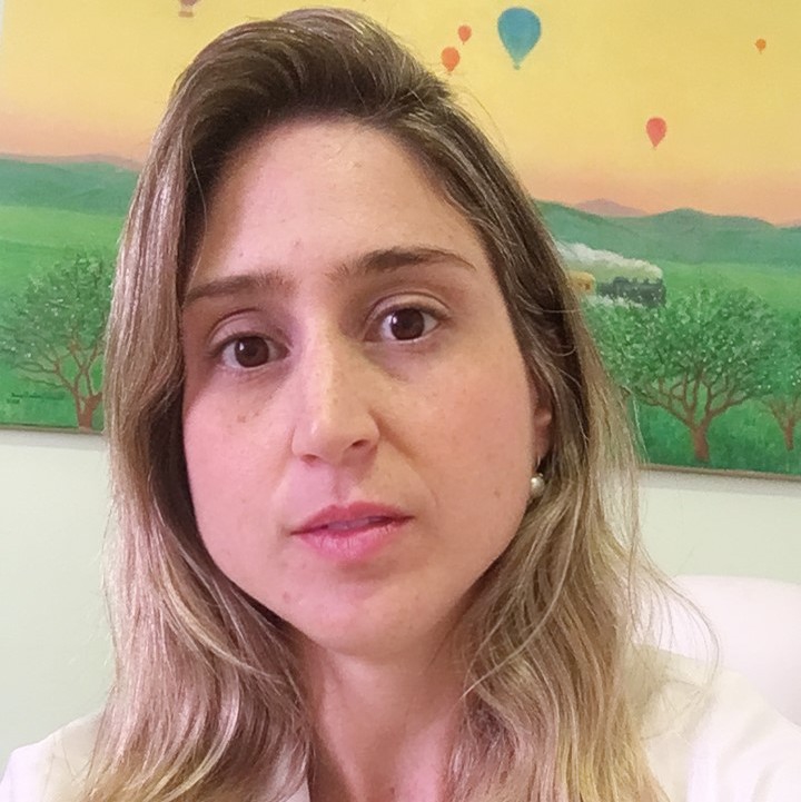 Paula de Camargo Traldi Paula de Camargo Traldi