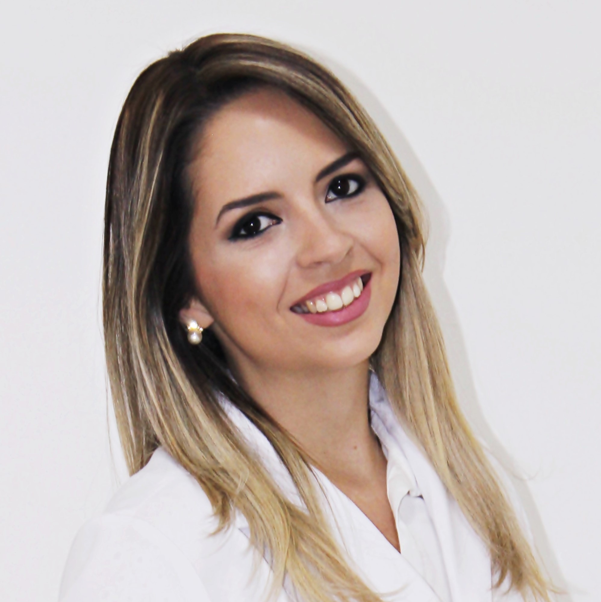 Drª. Renata Gonalves Celestino dos Santos