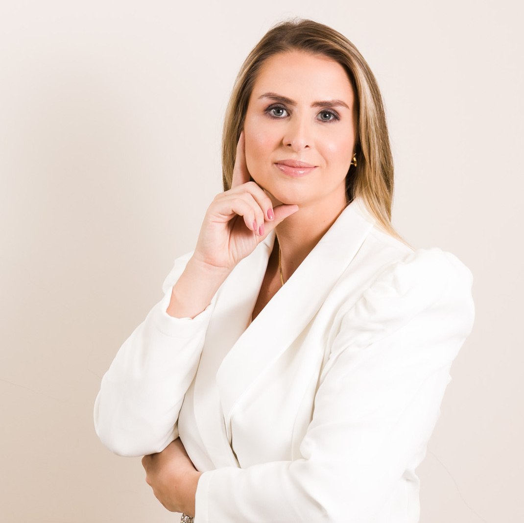 Renata Martinuzzo de Aguiar Renata Martinuzzo de Aguiar