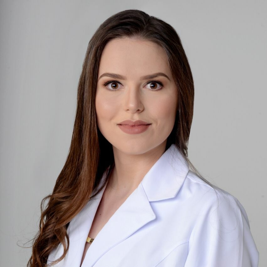 Simone Radecki Simone Radecki