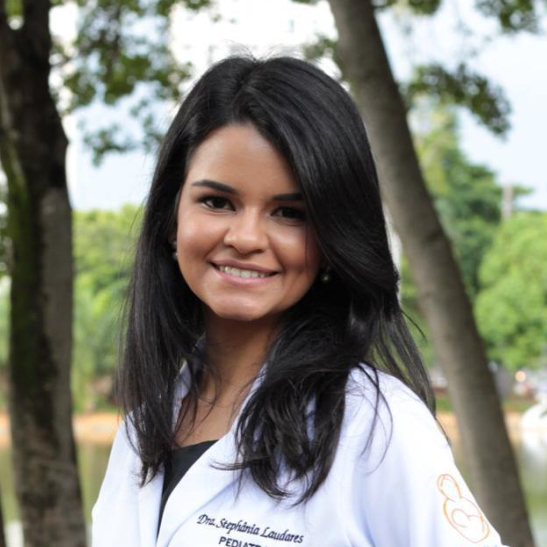 Stephânia de Oliveira Laudares Moreira Stephânia de Oliveira Laudares Moreira