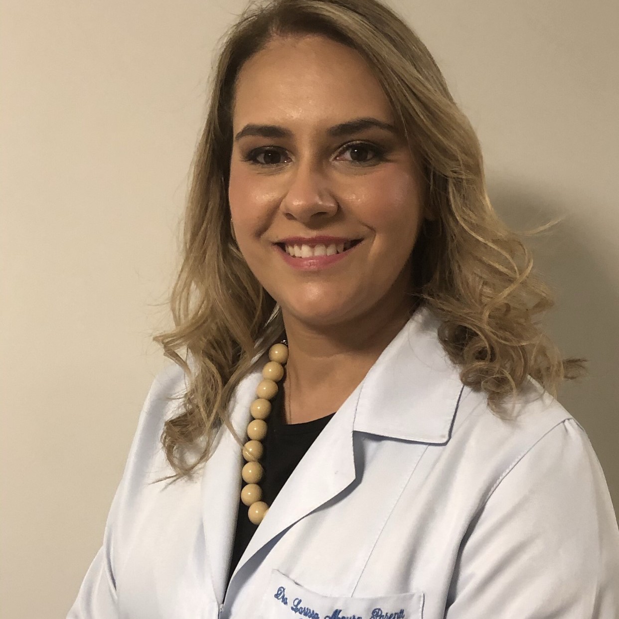 Larissa Moura Parenti Larissa Moura Parenti