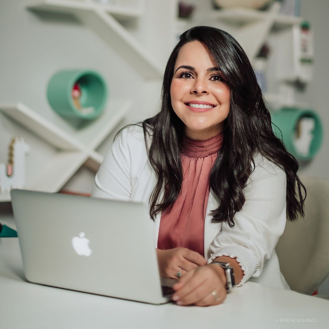 Nathalia Guerra Nathalia Guerra