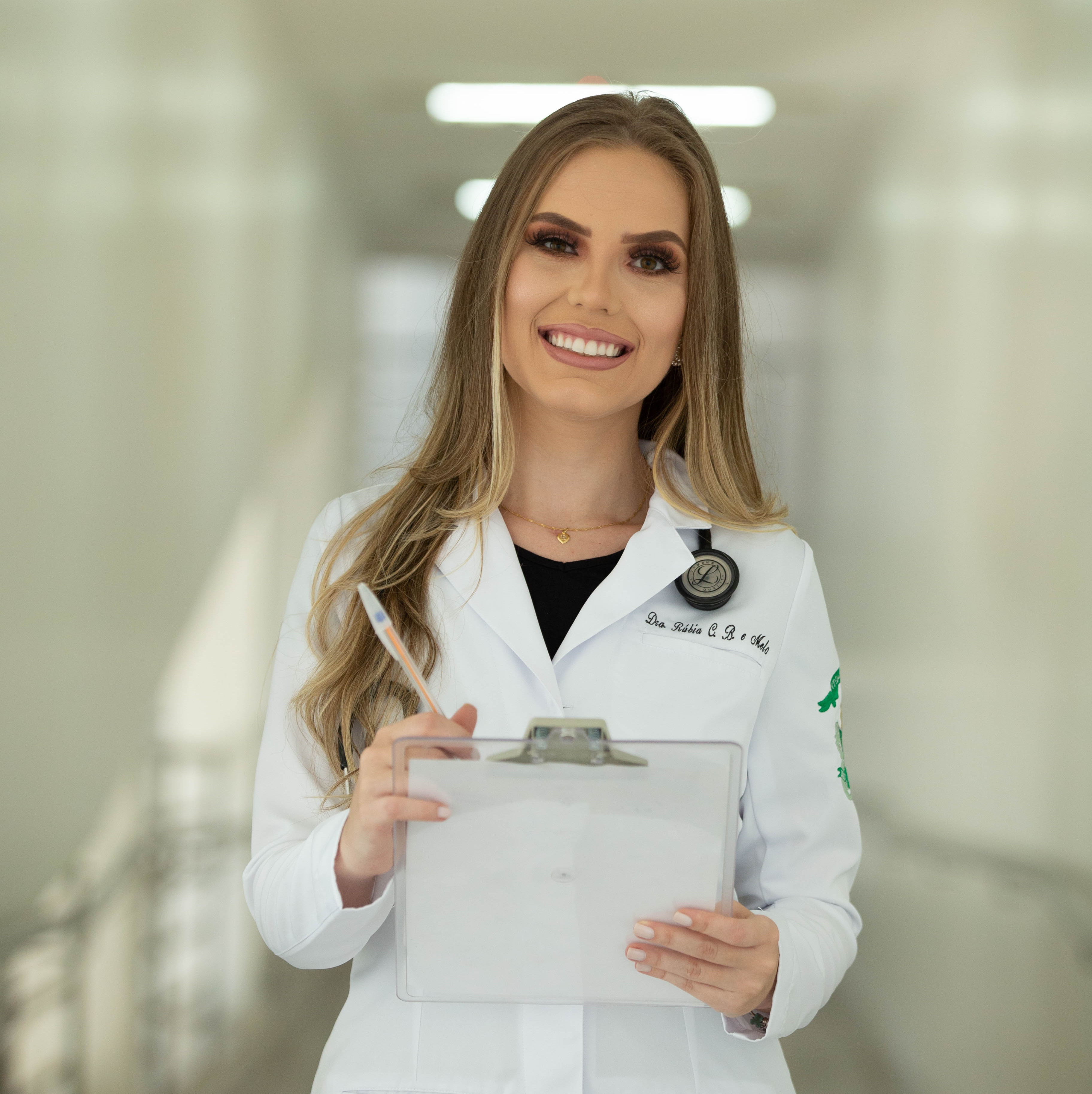 Rúbia Cecília Barbone e Melo Rúbia Cecília Barbone e Melo