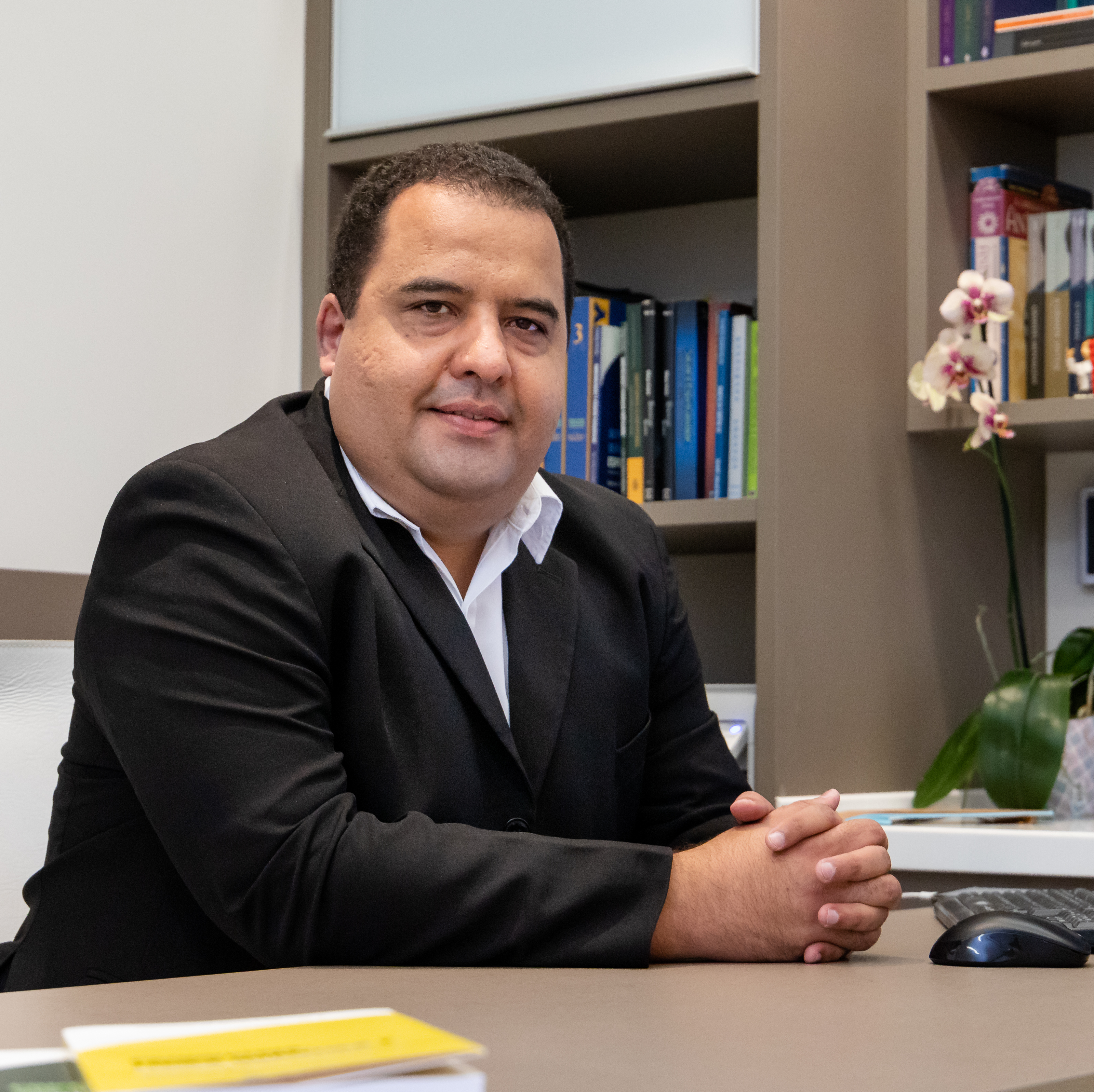 Fabrício Henrique Alves de Oliveira e Oliveira Fabrício Henrique Alves de Oliveira e Oliveira