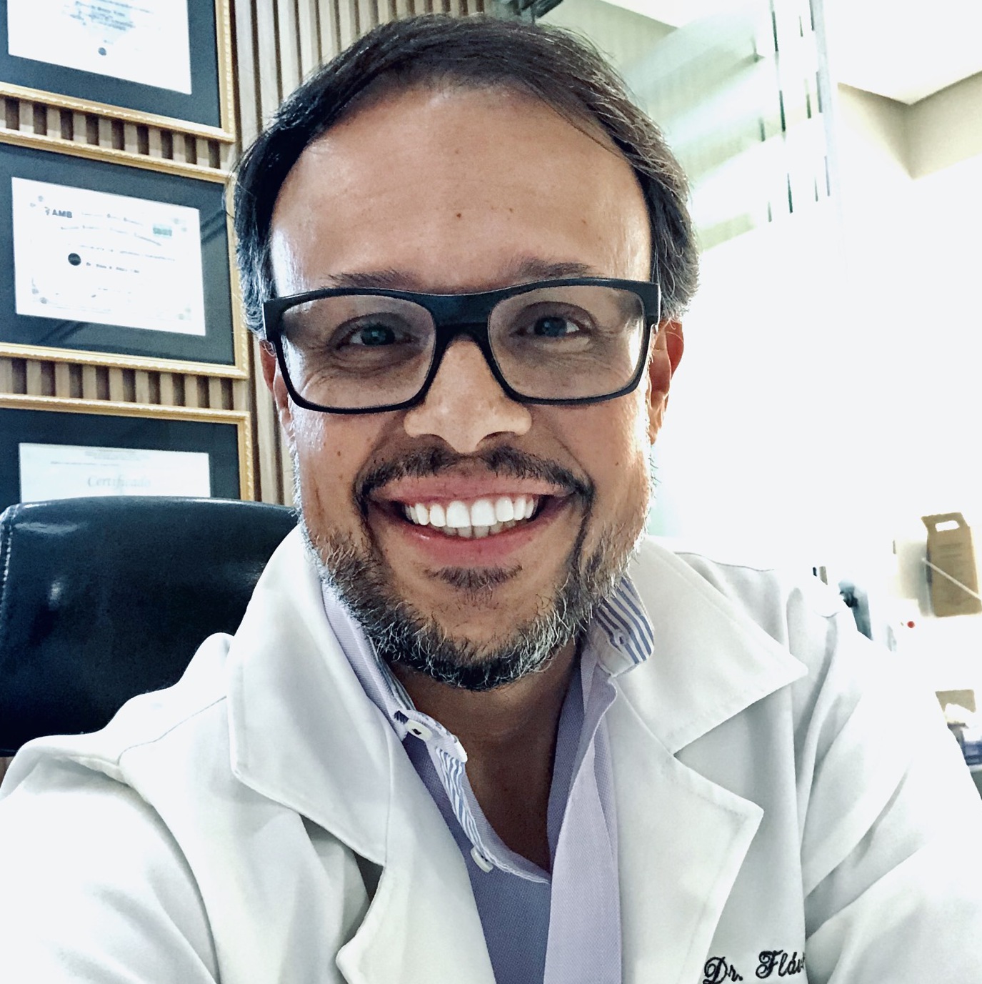 Dr. Flvio de Souza Lima