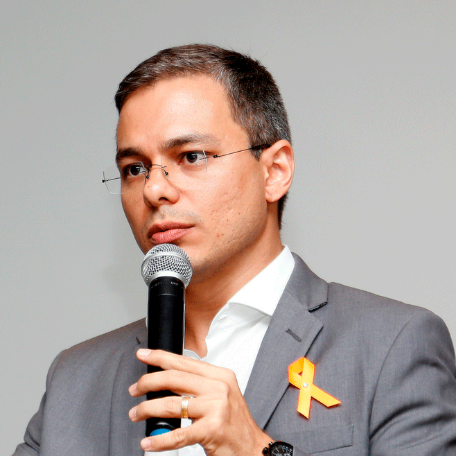 Thiago de Faria Junqueira Thiago de Faria Junqueira