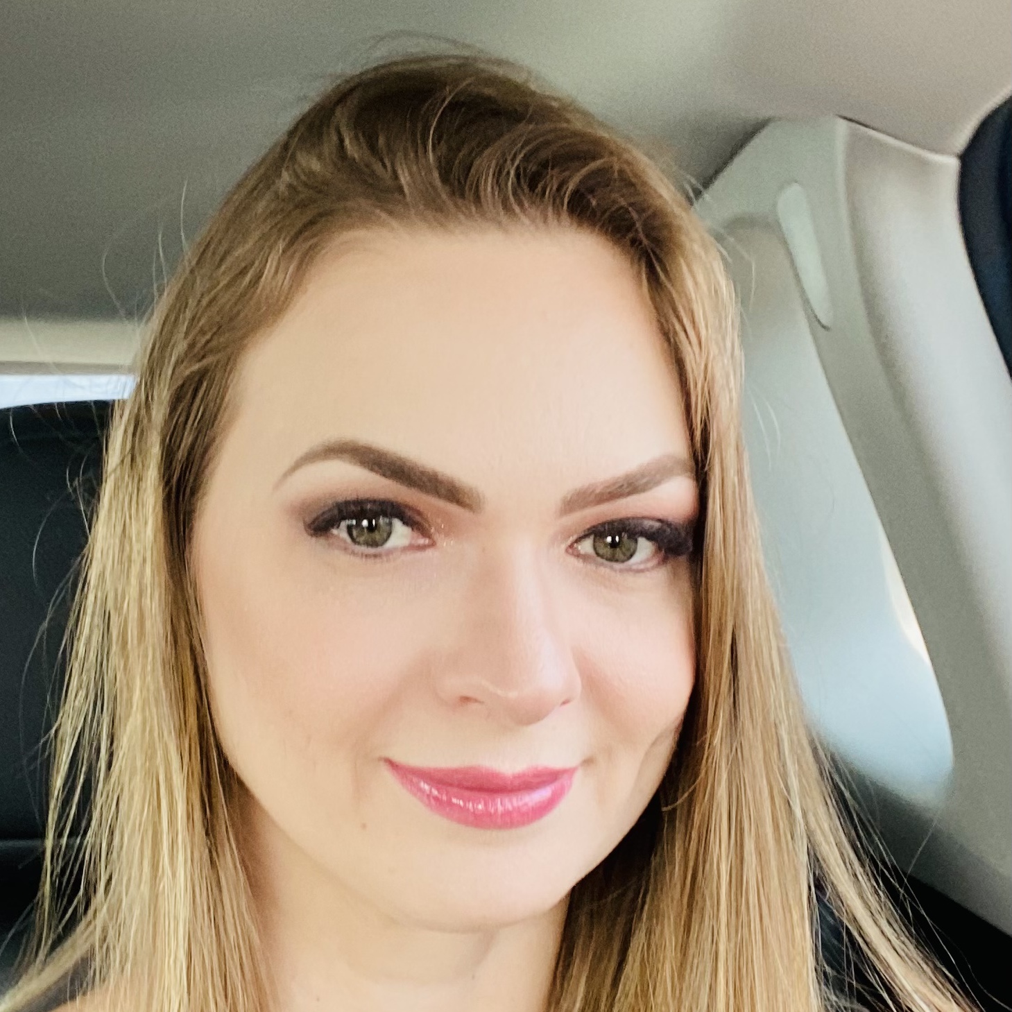 Karine Sauter Dias Karine Sauter Dias