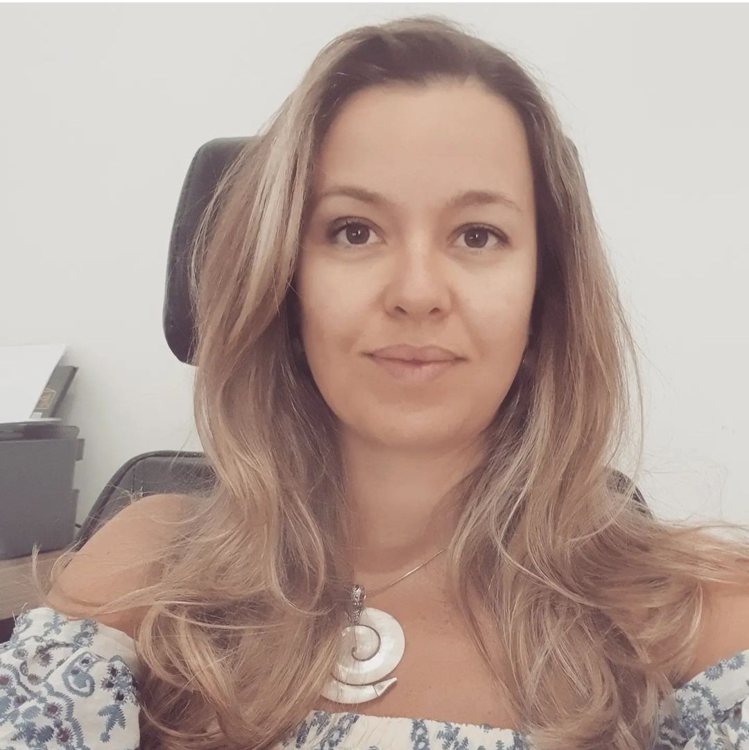 Bruna Daipre Targa Fernandes Bruna Daipre Targa Fernandes