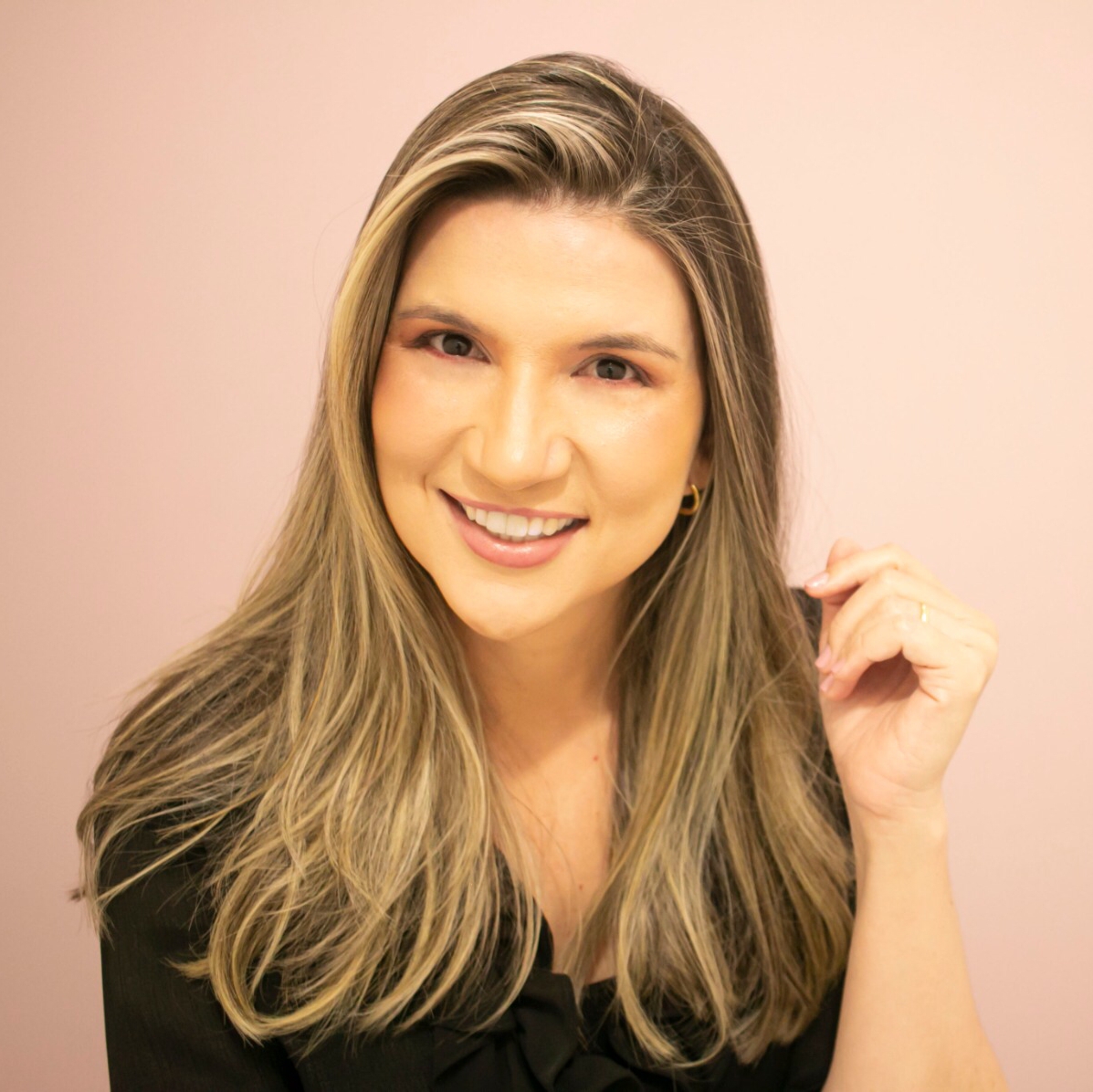 Sarah Álvares Sarah Álvares