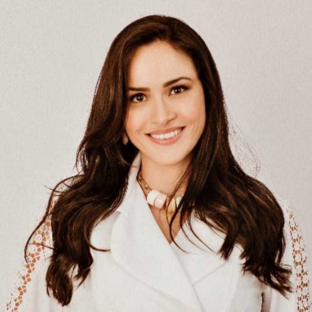 Beatriz Ohana de Carvalho Paula Beatriz Ohana de Carvalho Paula