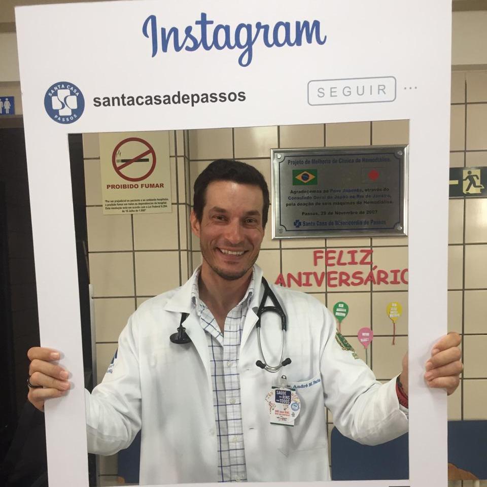 Dr. Andr� Martins Faria