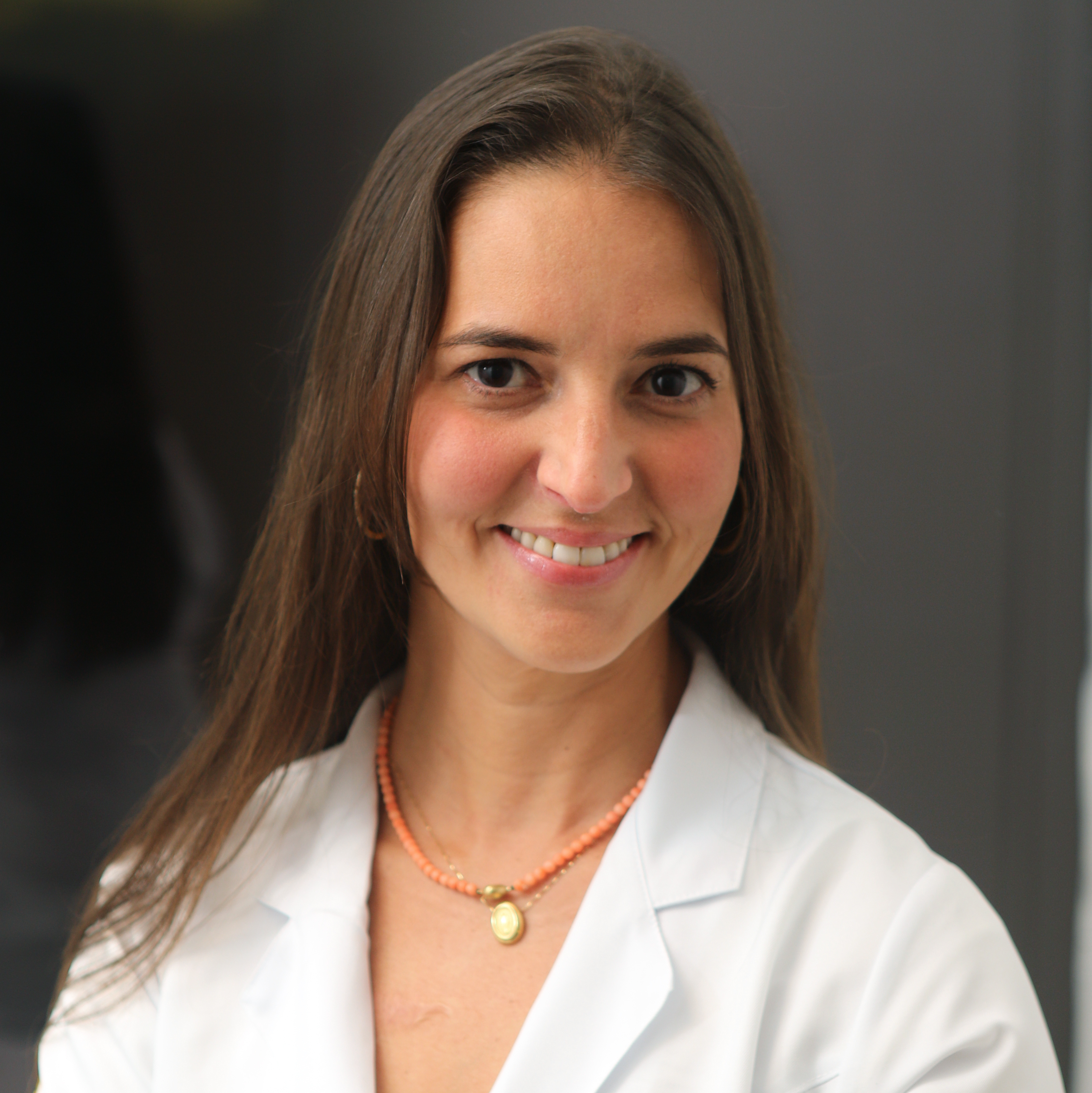 Drª. Paula Tannus
