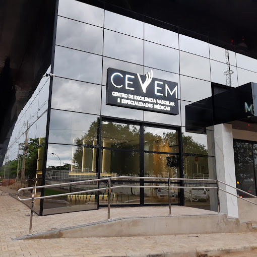 CENTRO DE EXCELÊNCIA VASCULAR E ESPECIALIDADES MÉDICAS (CEVEM) CENTRO DE EXCELÊNCIA VASCULAR E ESPECIALIDADES MÉDICAS (CEVEM)