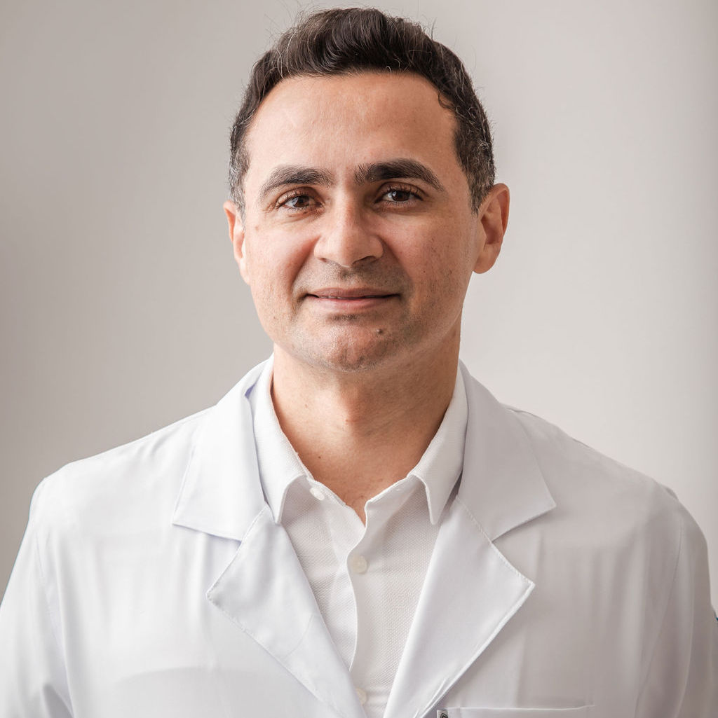 Dr. Giullianno Lopes de Moura