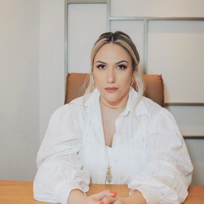 Jaqueline Kniphoff dos Santos Jaqueline Kniphoff dos Santos