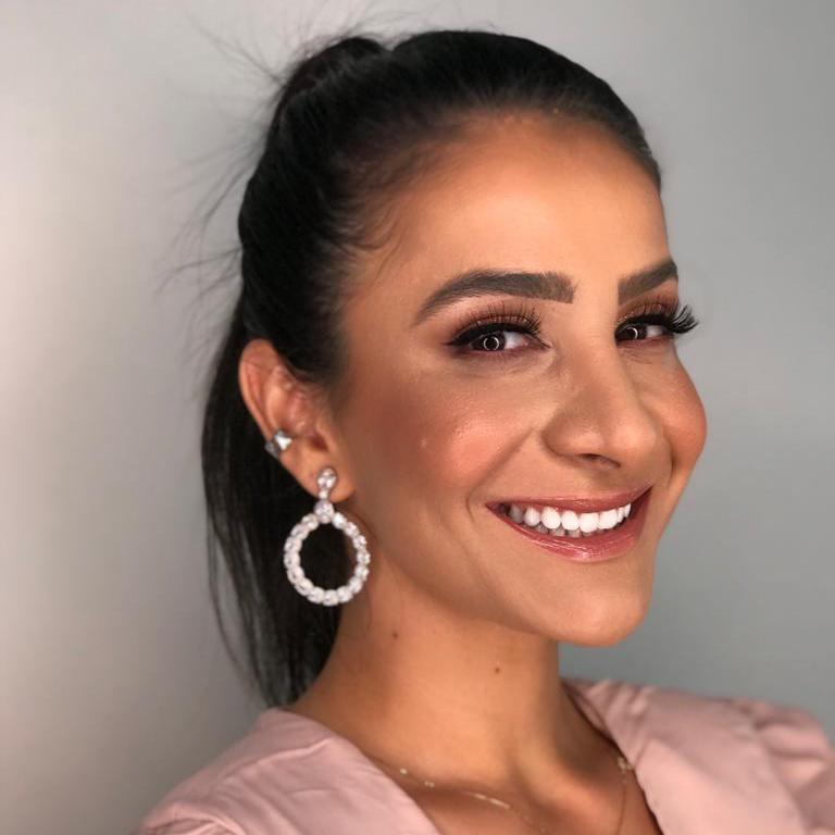 Nicole Lemos da Costa Tarnoschi Nicole Lemos da Costa Tarnoschi