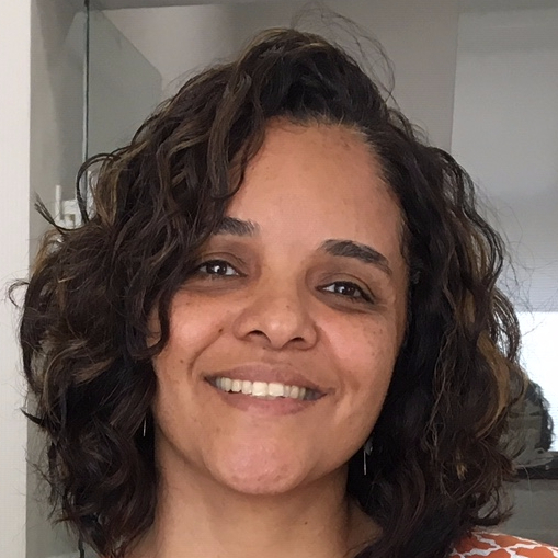 Maria Carolina Loureiro Maria Carolina Loureiro