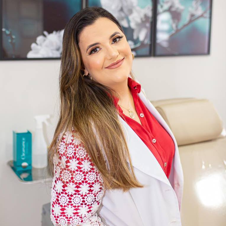 Fabiana de Oliveira Costa Fabiana de Oliveira Costa