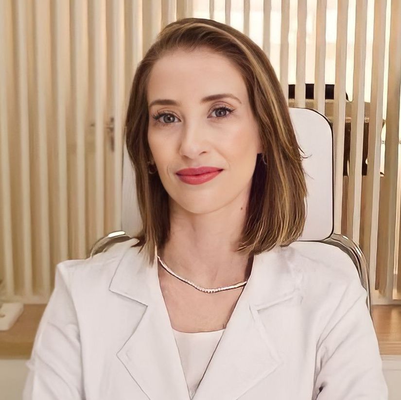 Lívia Tiburzio Moreira Lívia Tiburzio Moreira