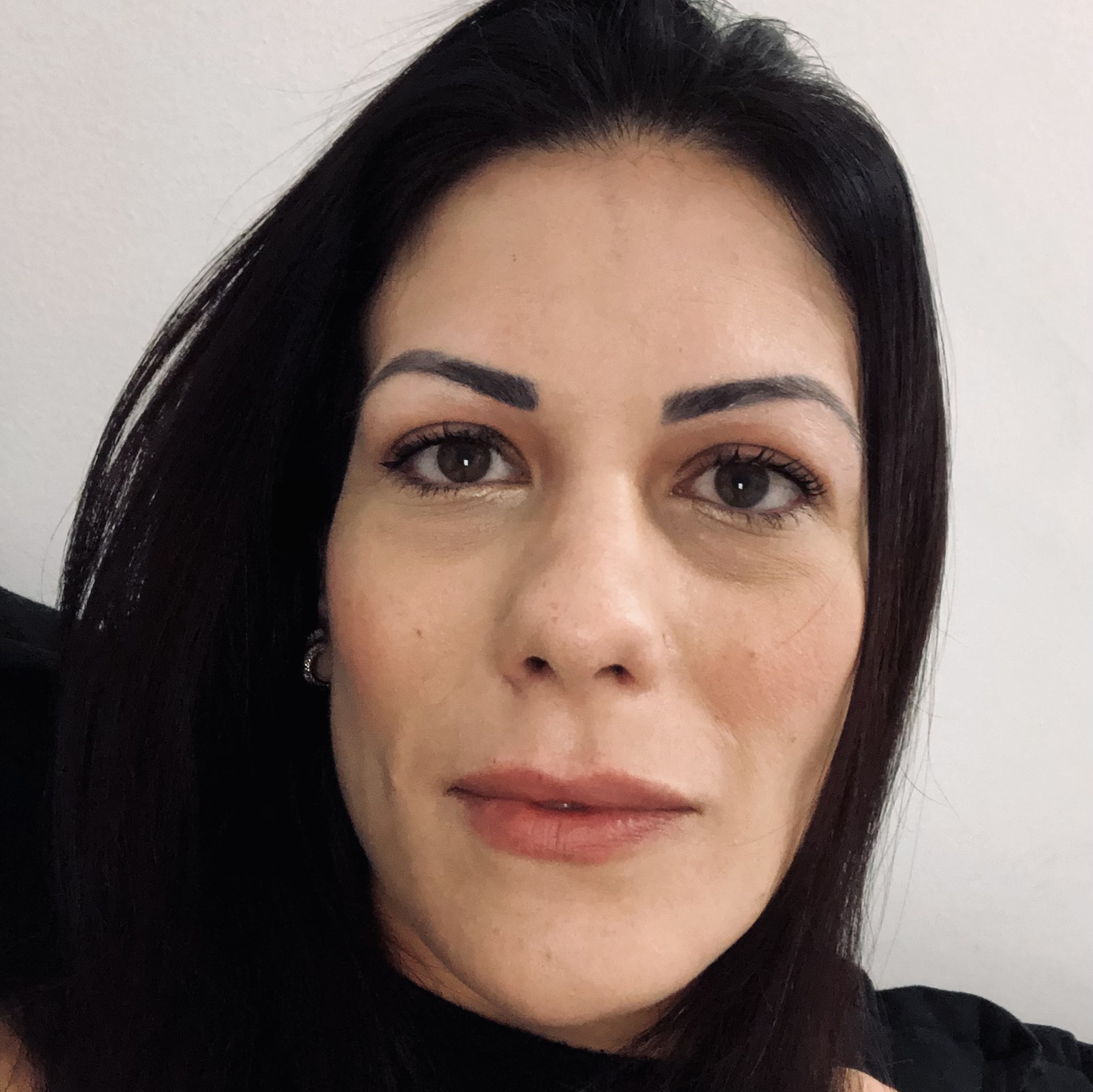 Manuela Ricciardi Silveira Manuela Ricciardi Silveira