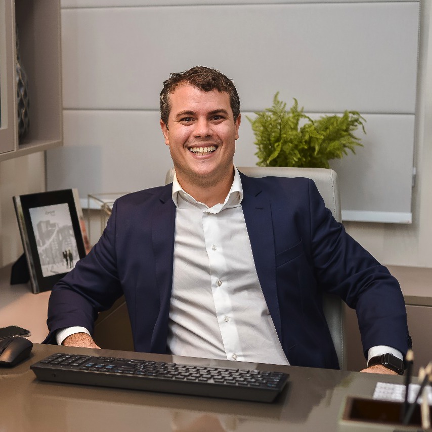 Adelço Mota Carvalho Filho Adelço Mota Carvalho Filho