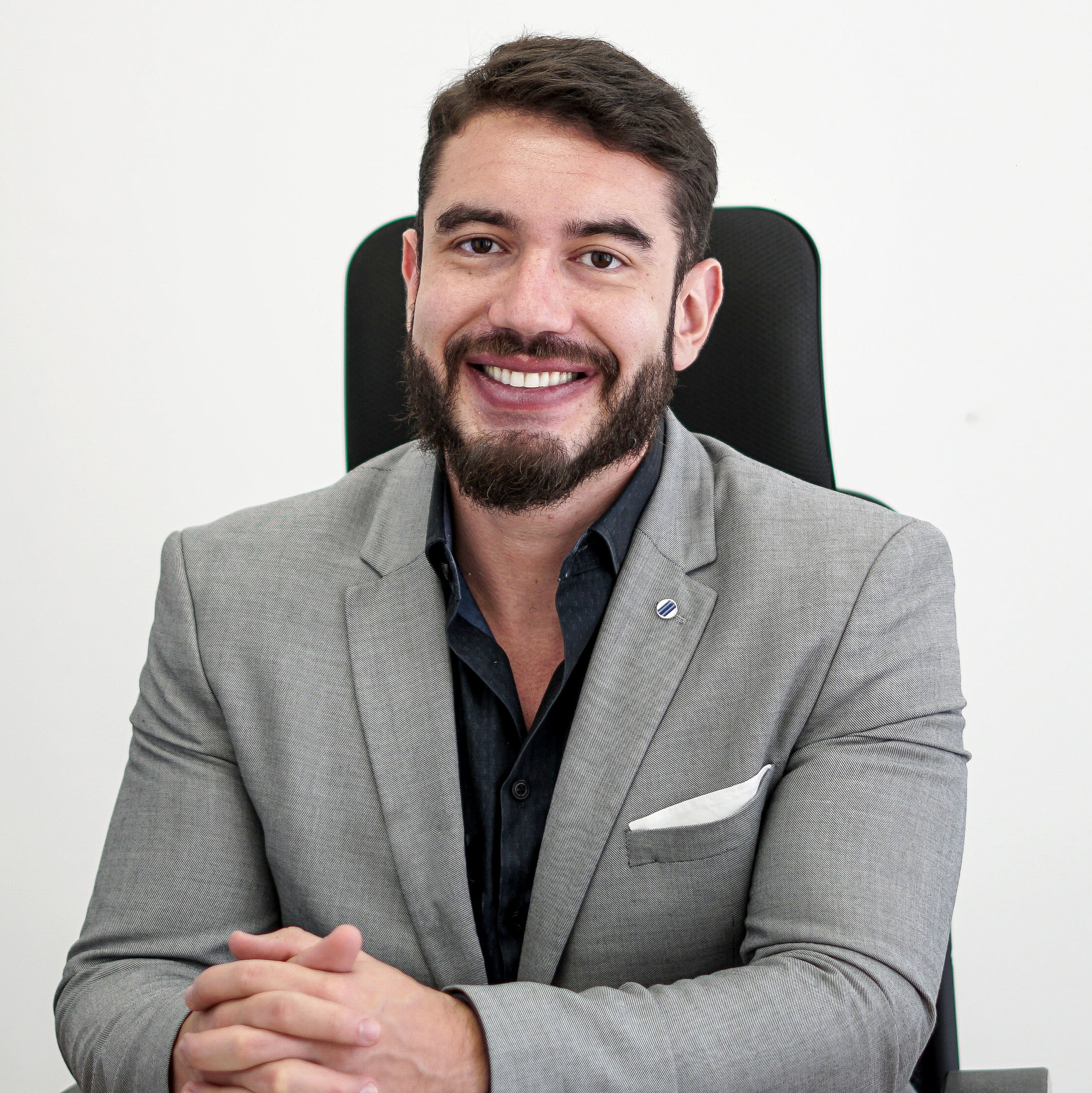 Leonardo Fiuza de Toledo Leonardo Fiuza de Toledo