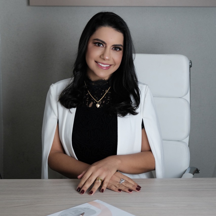 Mary Gleyce de Melo Gomes Falcão Mary Gleyce de Melo Gomes Falcão