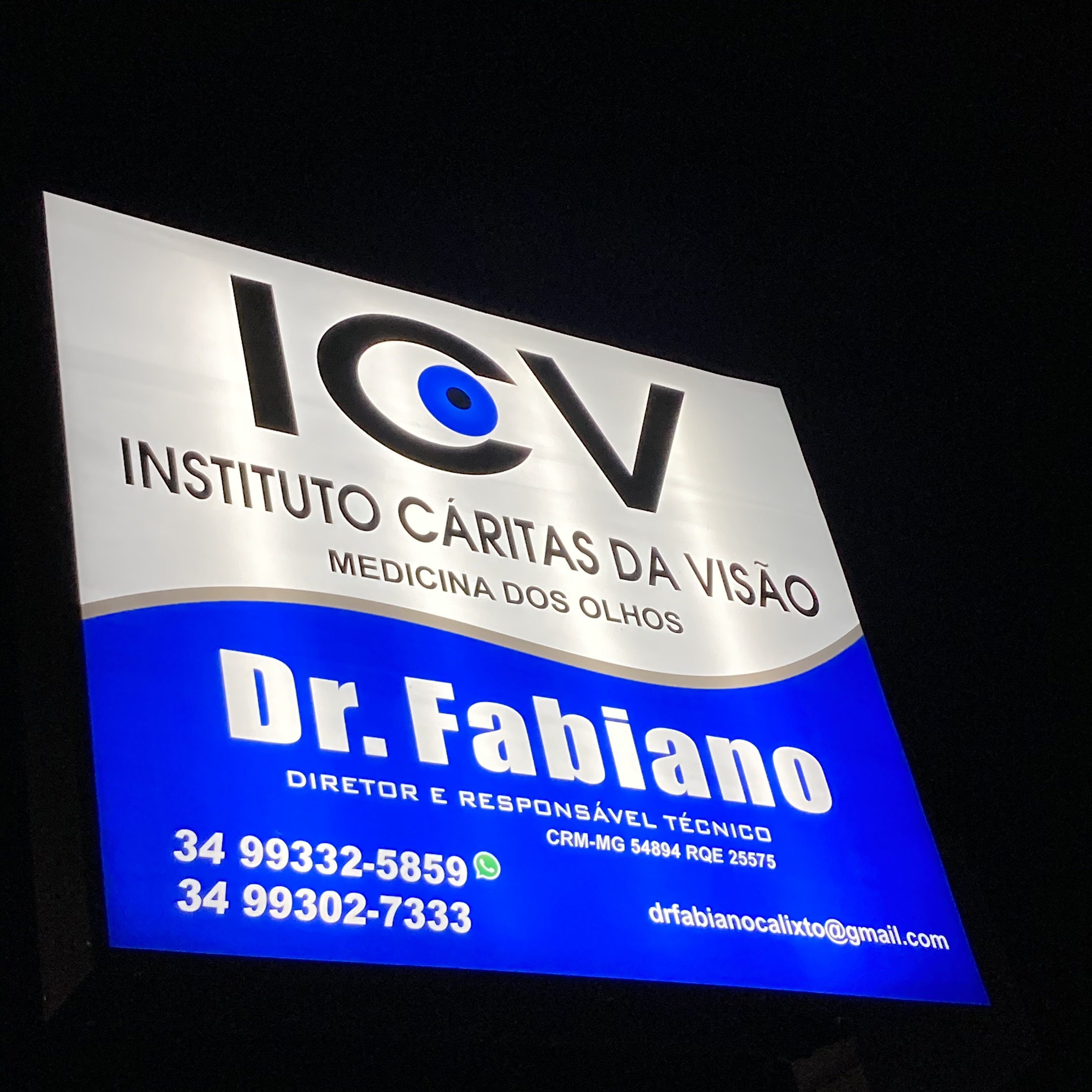 Instituto Cáritas da Visão - Dr. Fabiano Calixto Instituto Cáritas da Visão - Dr. Fabiano Calixto