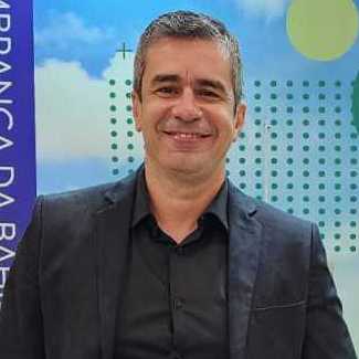 Dr. Mauricio Fabio Almeida Costa