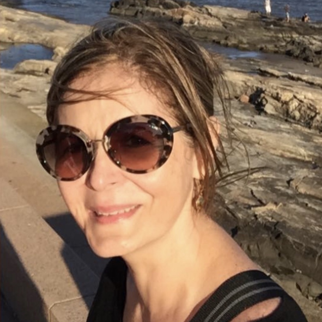 Andrea Vasconcelos Andrea Vasconcelos