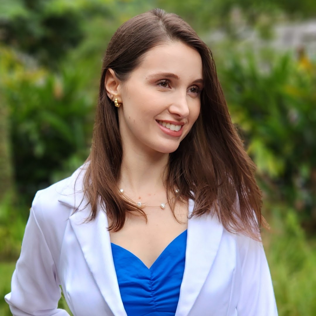 Isabella Dossin Isabella Dossin