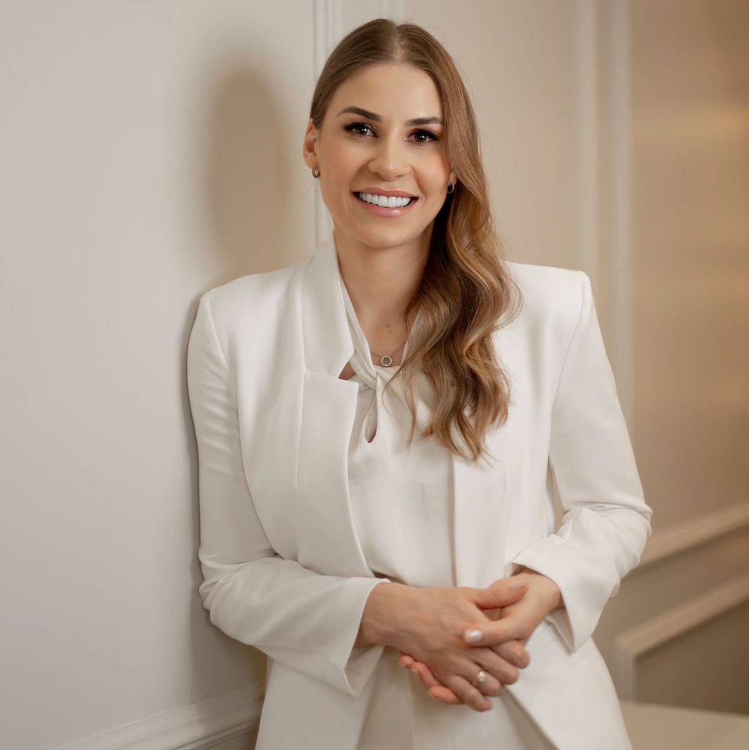 Thalissa Milani Favreto Vieira Thalissa Milani Favreto Vieira